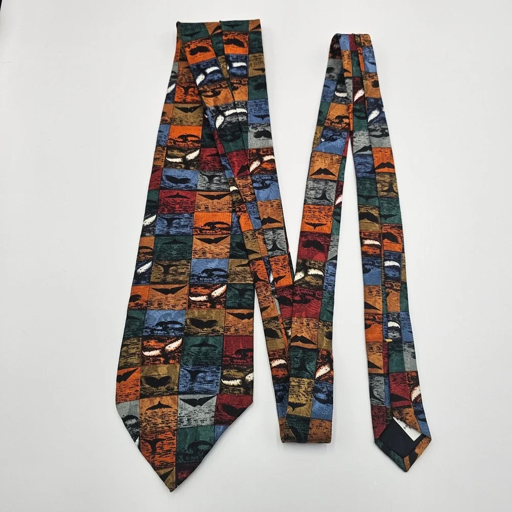 Vintage Endangered Species Whales Tail 100% Silk Tie‎ Made USA Multi Color 3.75